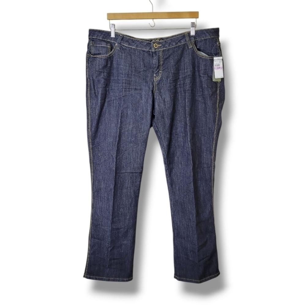 NWT Coogi Embroidered Jeans